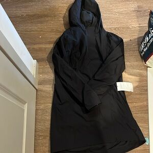 BRAND NEW WITH TAGS RAIN REBEL JACKET LULULEMON